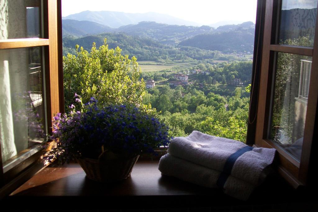 Apartamento La Casa Del Borgo Beverino Habitación foto
