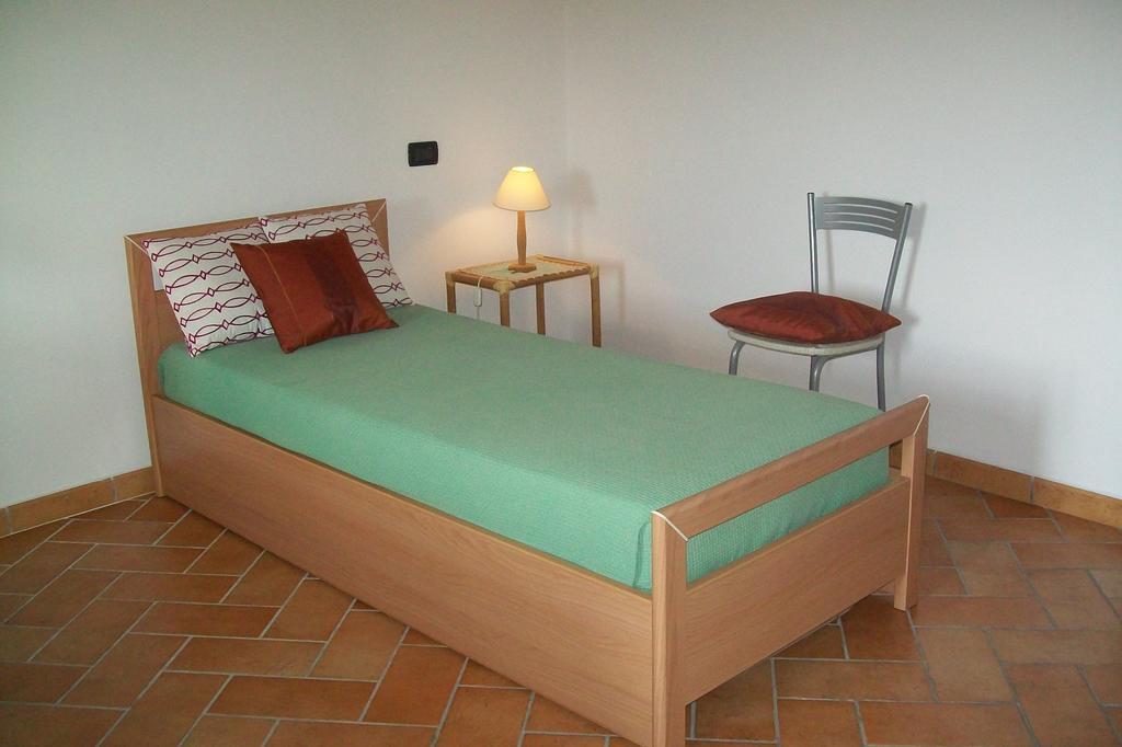 Apartamento La Casa Del Borgo Beverino Habitación foto