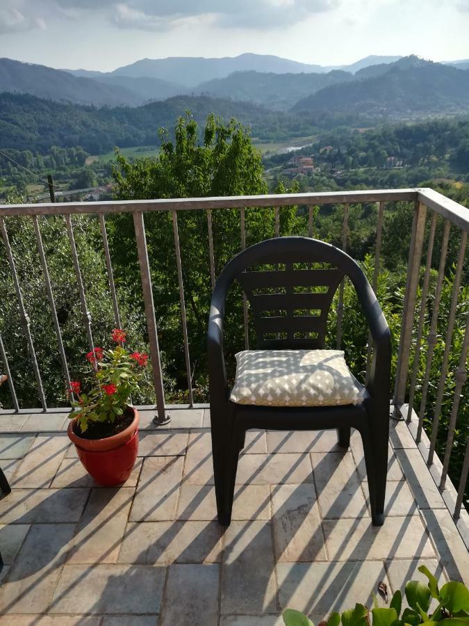 Apartamento La Casa Del Borgo Beverino Exterior foto
